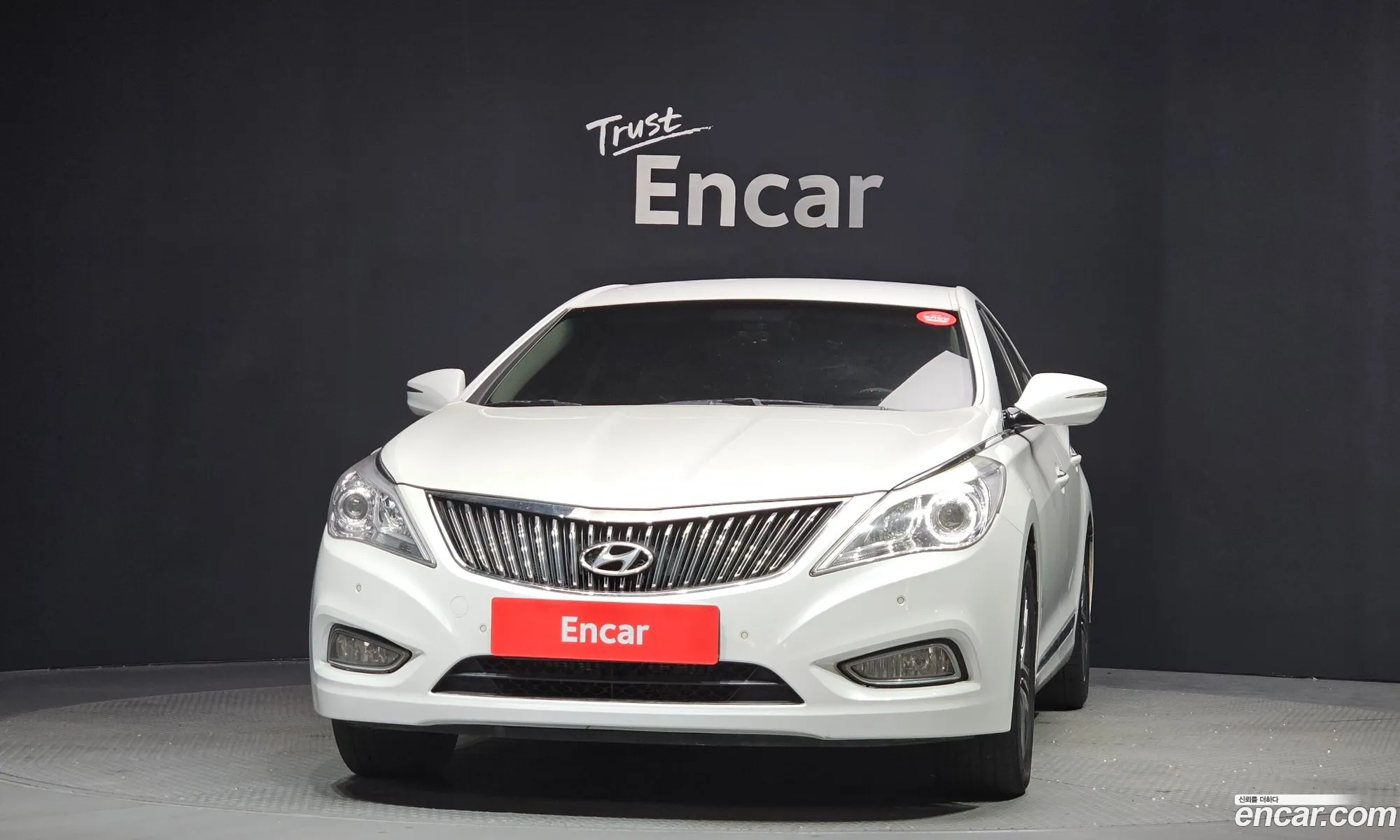 Hyundai Grandeur HG 2012 — 17