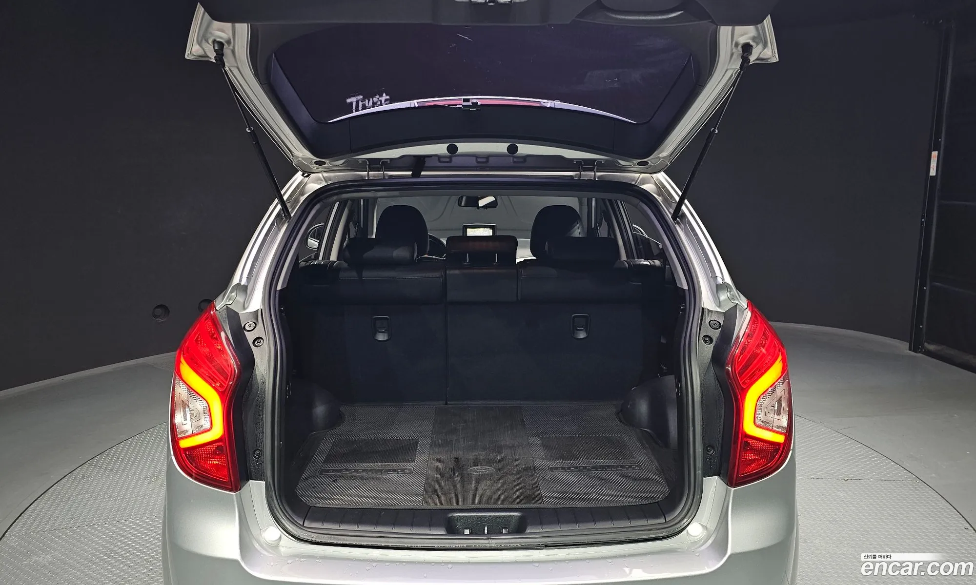 KG Mobility (SsangYong) Korando C 2016 — 12