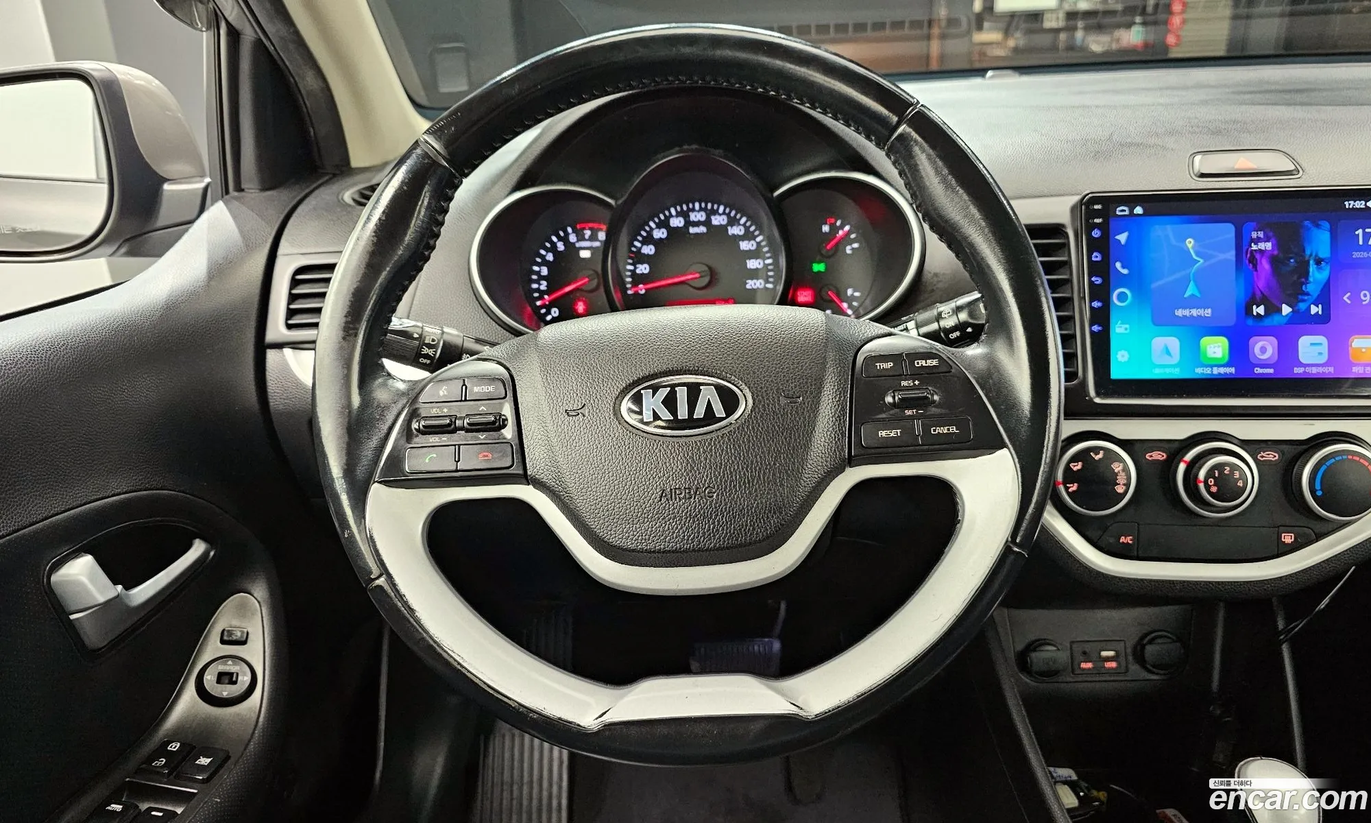 Kia Morning 2015 — 11