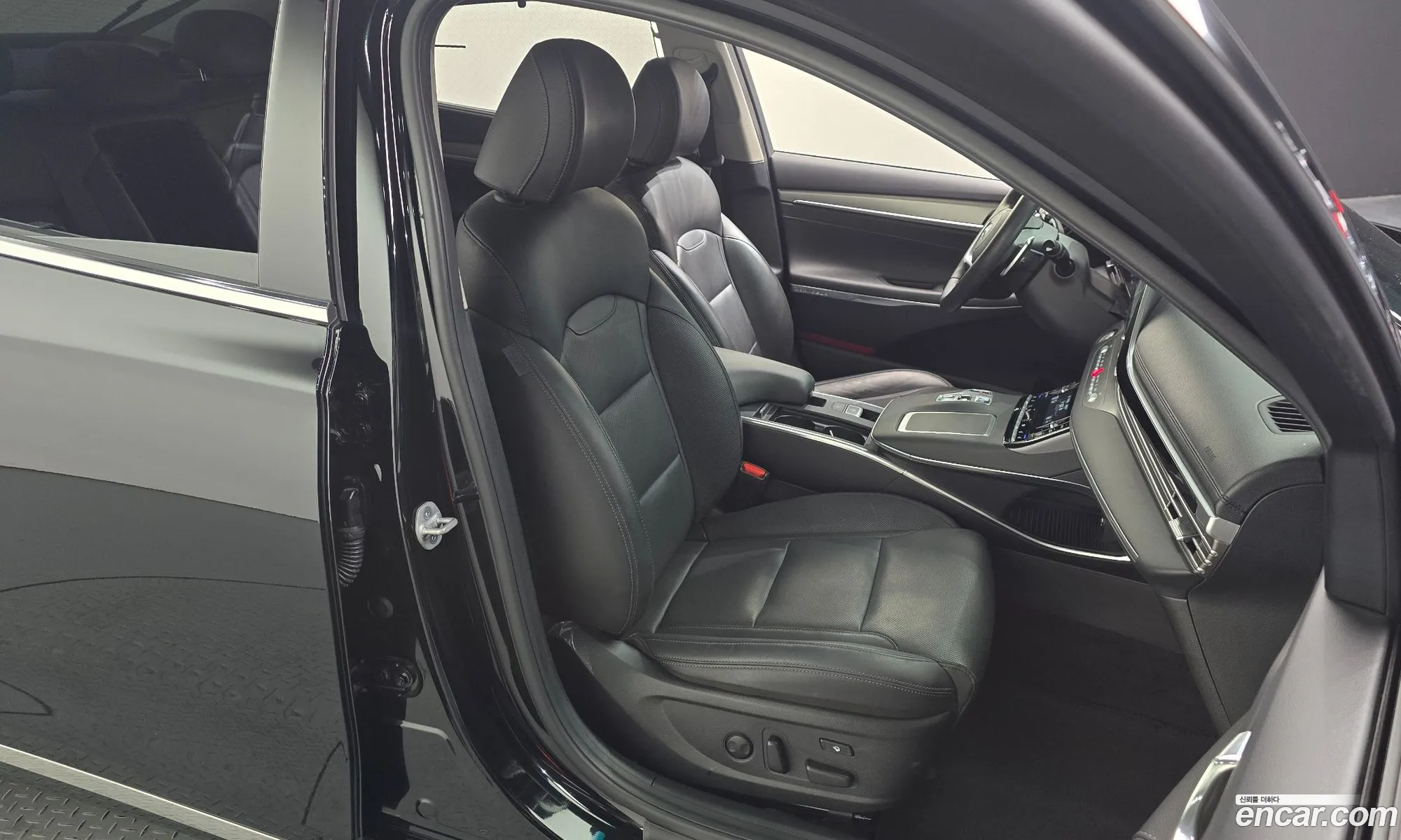 Hyundai Grandeur IG 2022 — 18