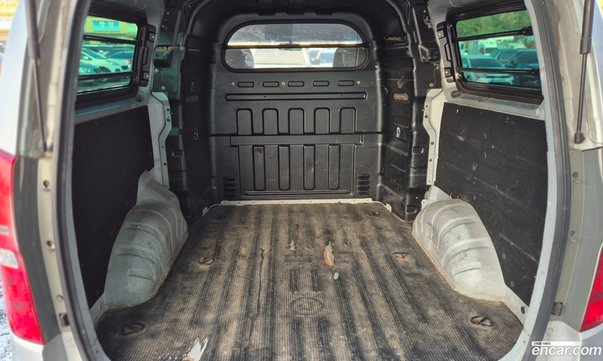 Hyundai Grand Starex 2008 — 12