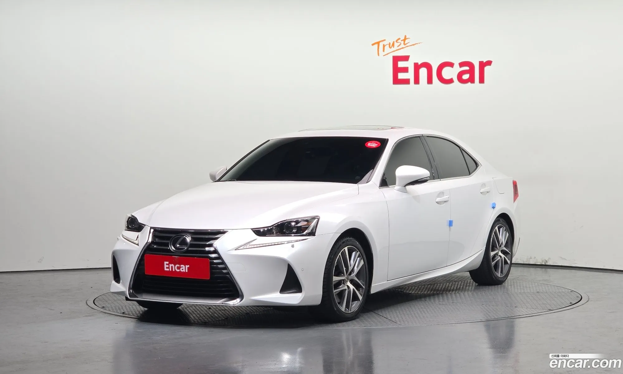 Lexus IS200t 2017 JTHBA5D23H5057661 — 13