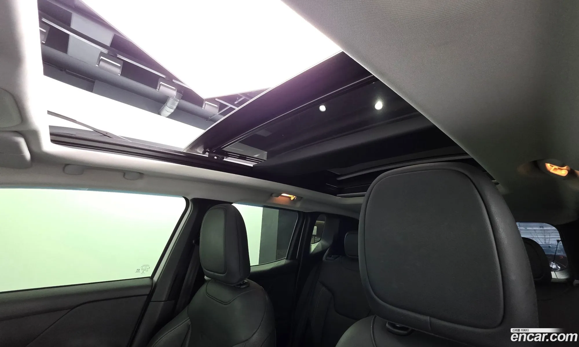 Jeep Renegade 2015 — 11