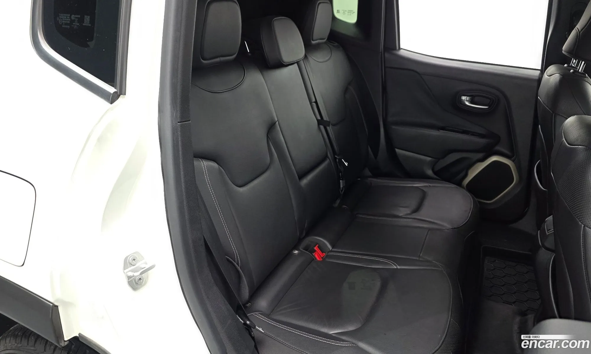Jeep Renegade 2015 — 19