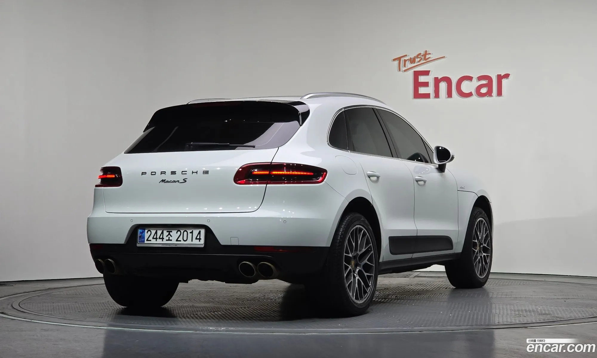 Porsche Macan 2015 WP1AD2952FLB35862 — 10