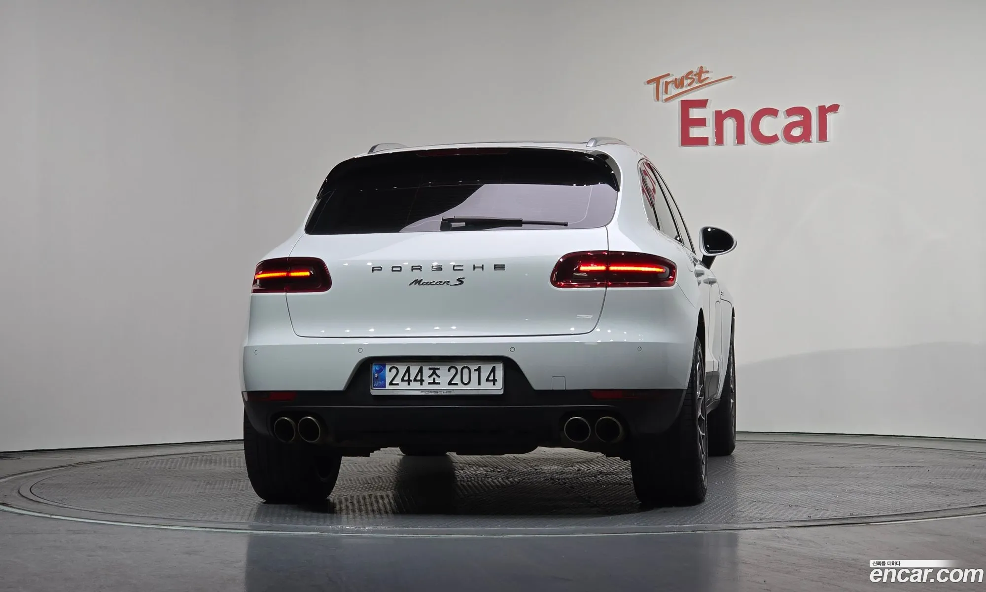 Porsche Macan 2015 WP1AD2952FLB35862 — 17