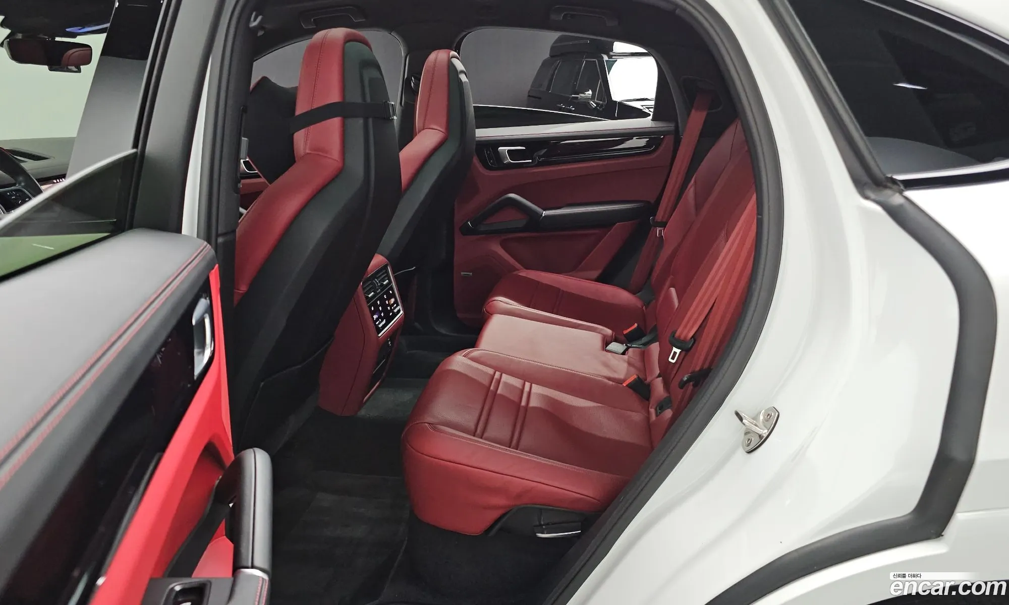 Porsche Cayenne 2021 WP1BA29Y1MDA65351 — 17