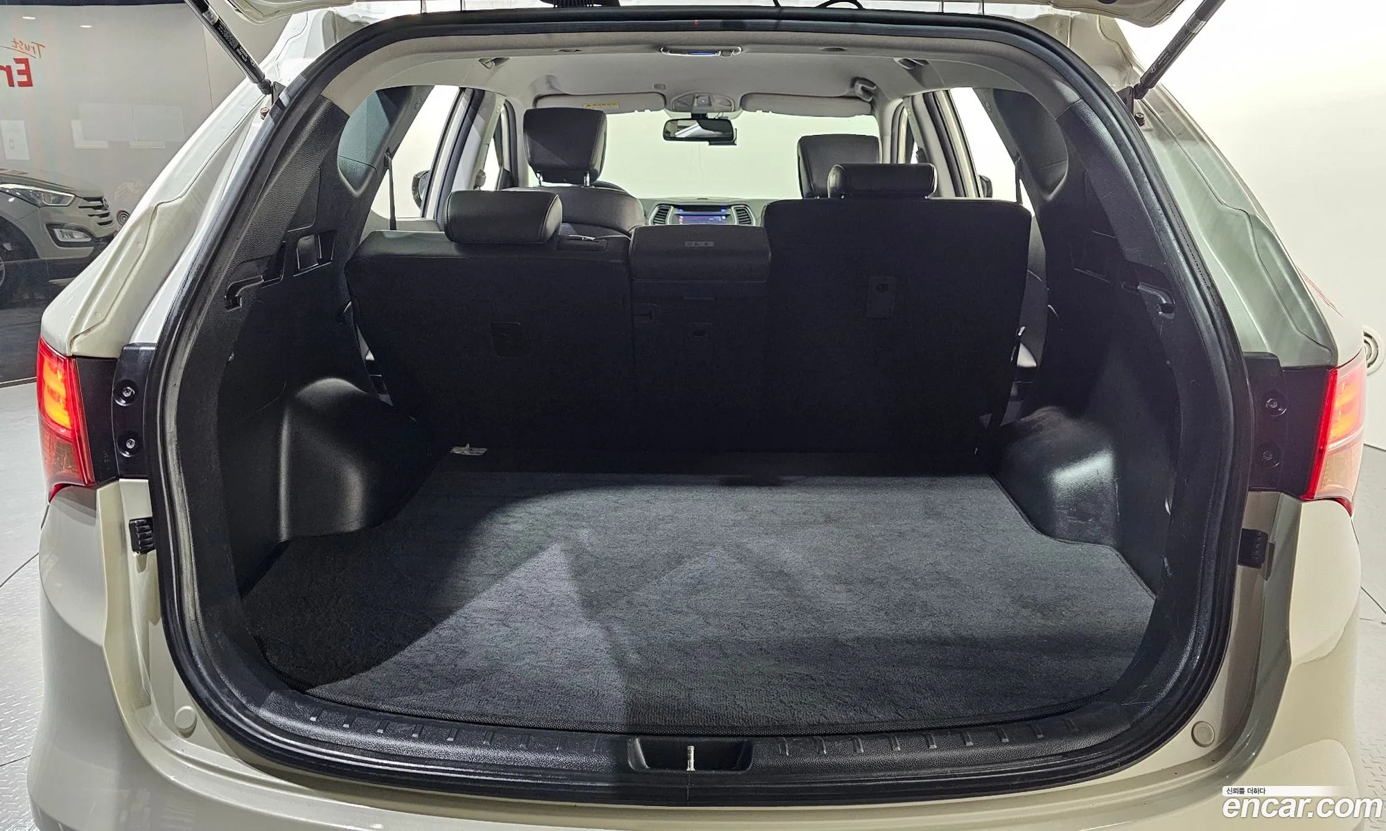 Hyundai Santa Fe DM 2012 — 13