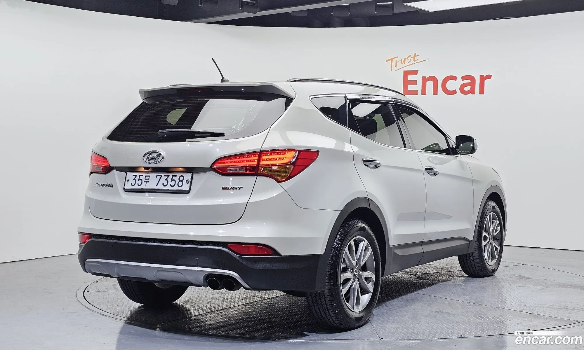 Hyundai Santa Fe DM 2012 — 12
