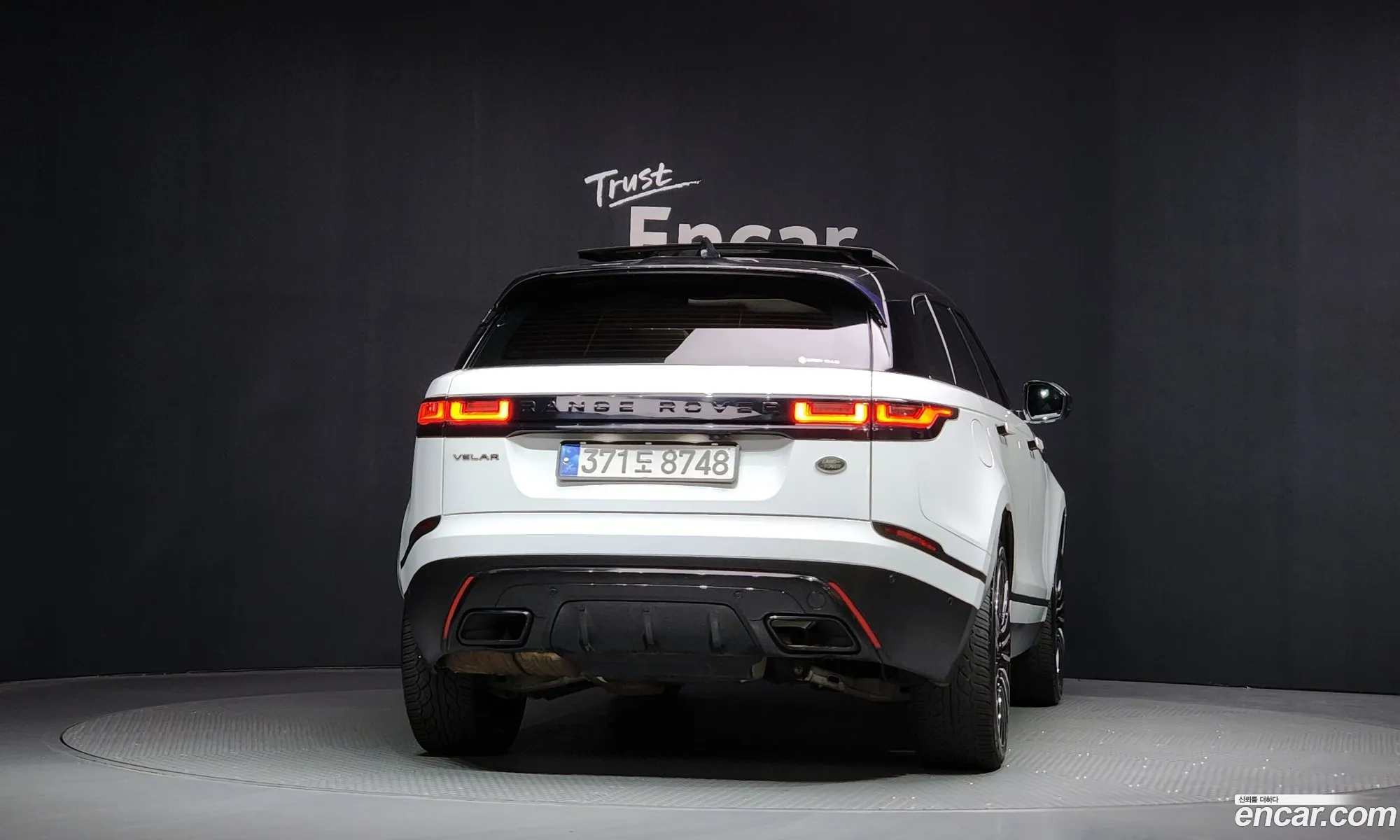 Land Rover Range Rover Velar 2018 — 8