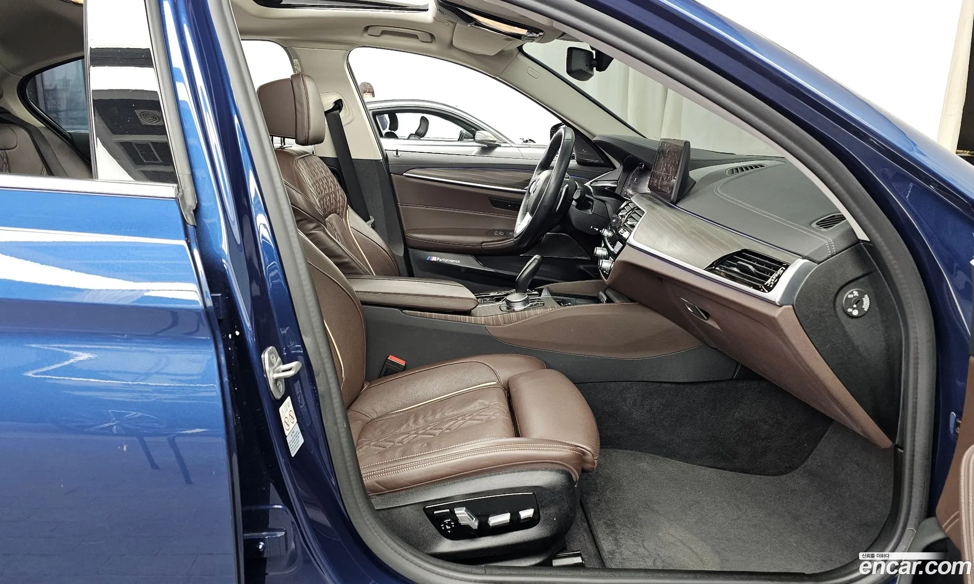 BMW 5 Series 2021 — 20
