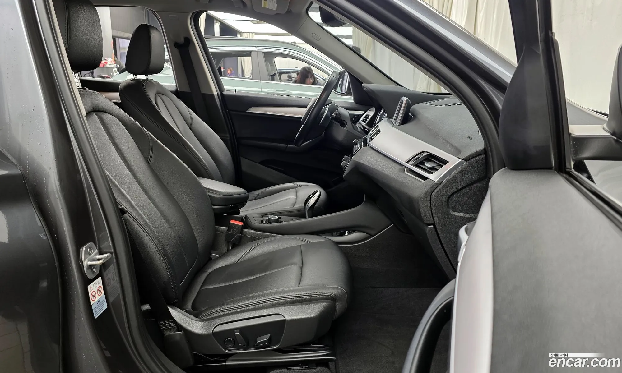 BMW X1 2020 WBA11DG01L5R13207 — 9