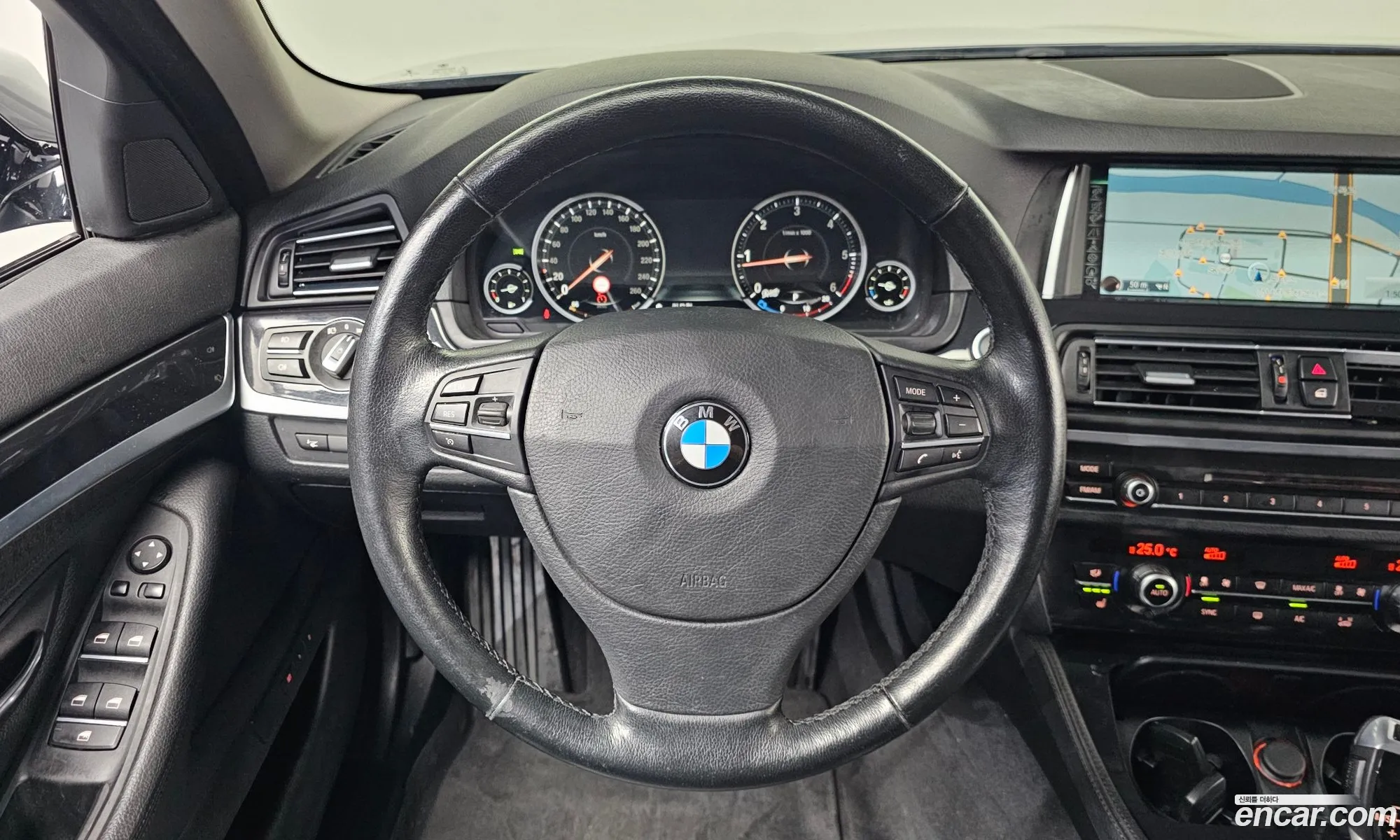 BMW 5 Series 2015 WBA5E5100GG068736 — 2