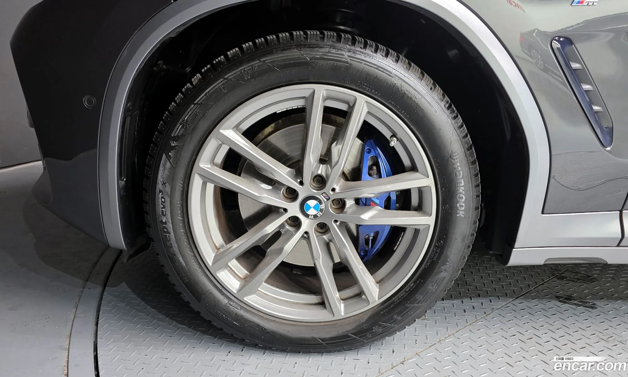 BMW X4 2021 WBA2V9103M9F31157 — 17
