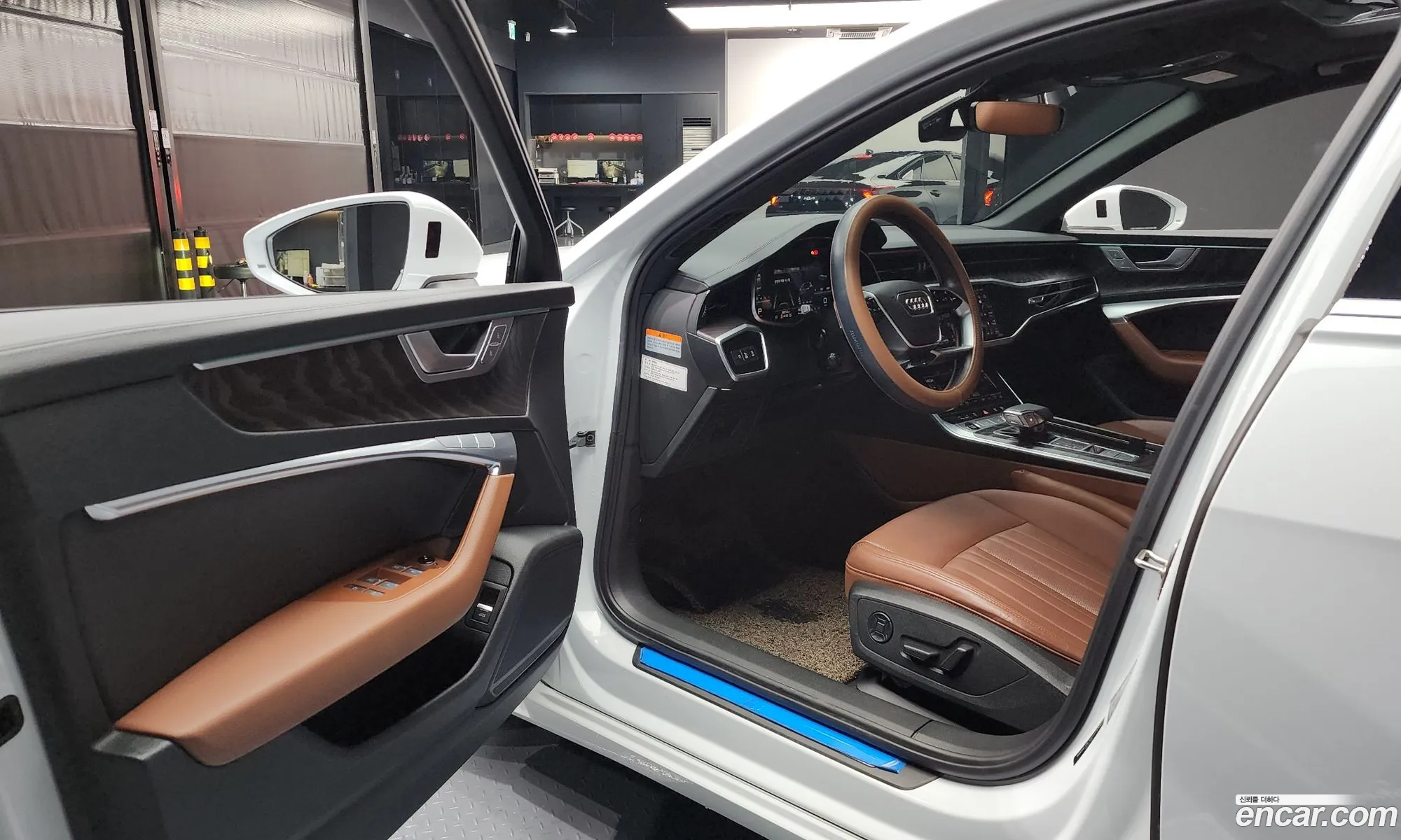 Audi A6 2023 WAUZZZF27PN021660 — 19