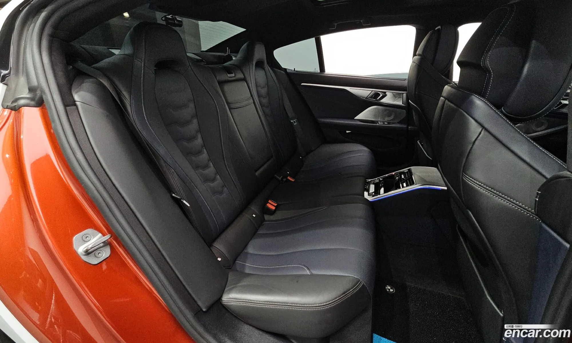 BMW 8 Series 2021 — 16