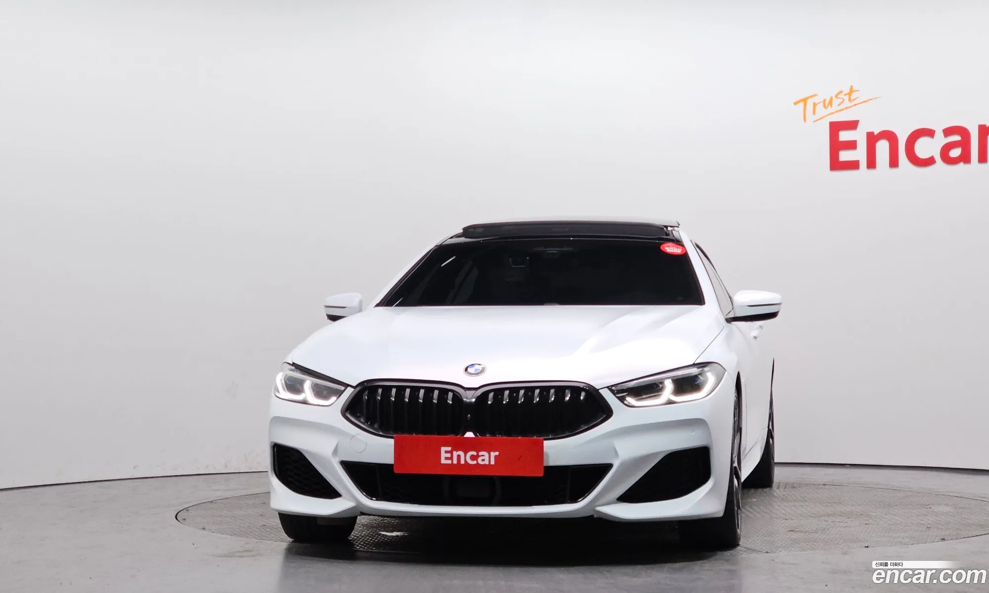 BMW 8 Series 2021 — 15