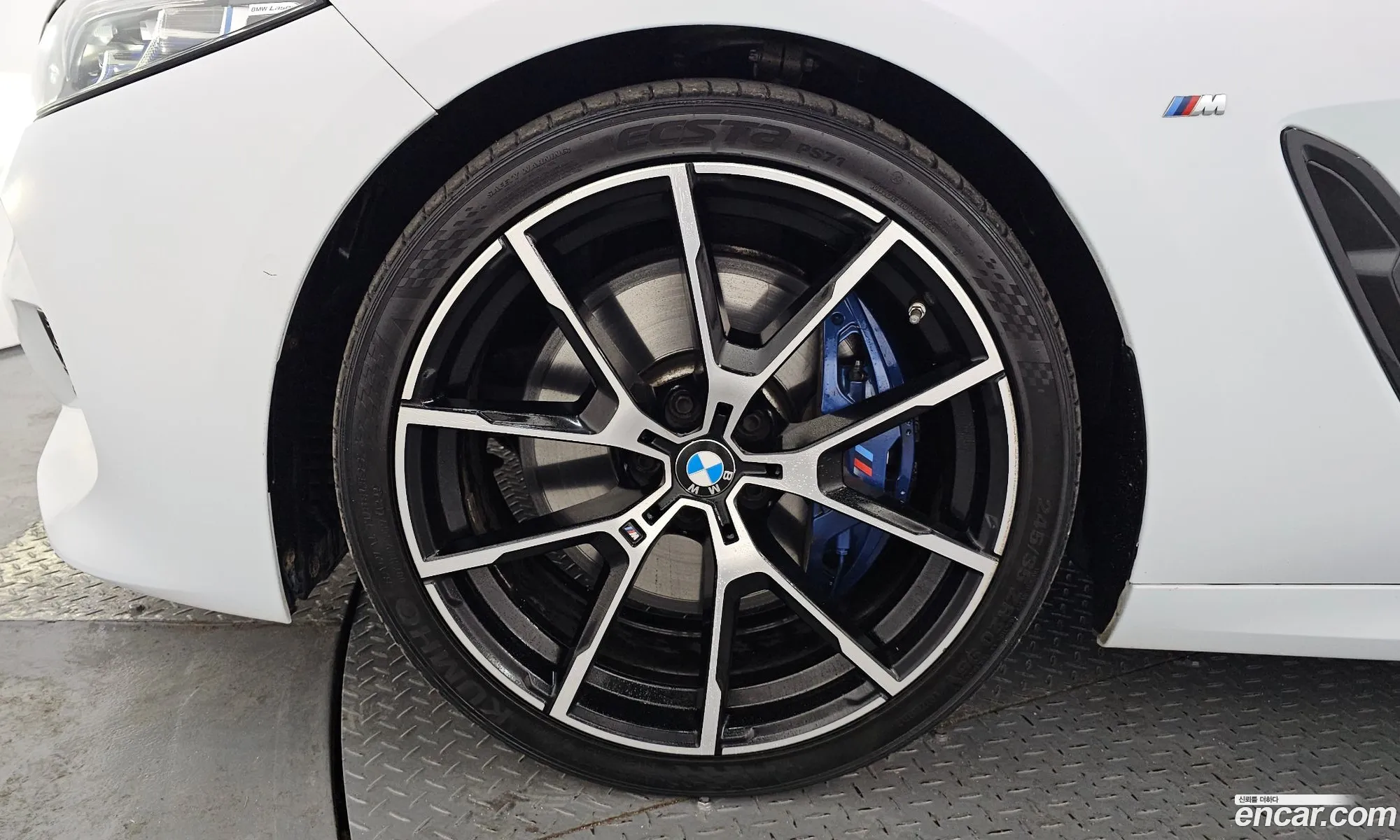 BMW 8 Series 2021 — 3