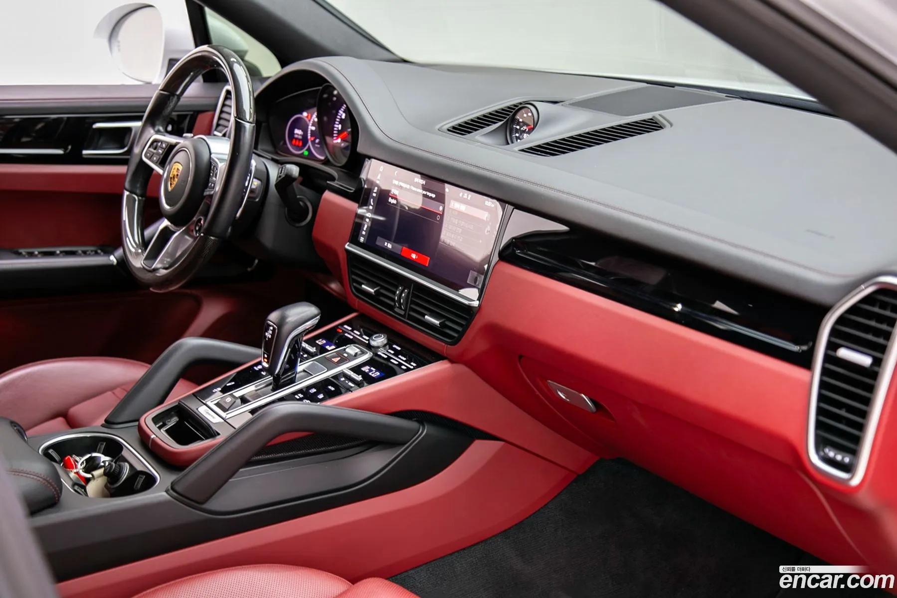 Porsche Cayenne 2021 — 3