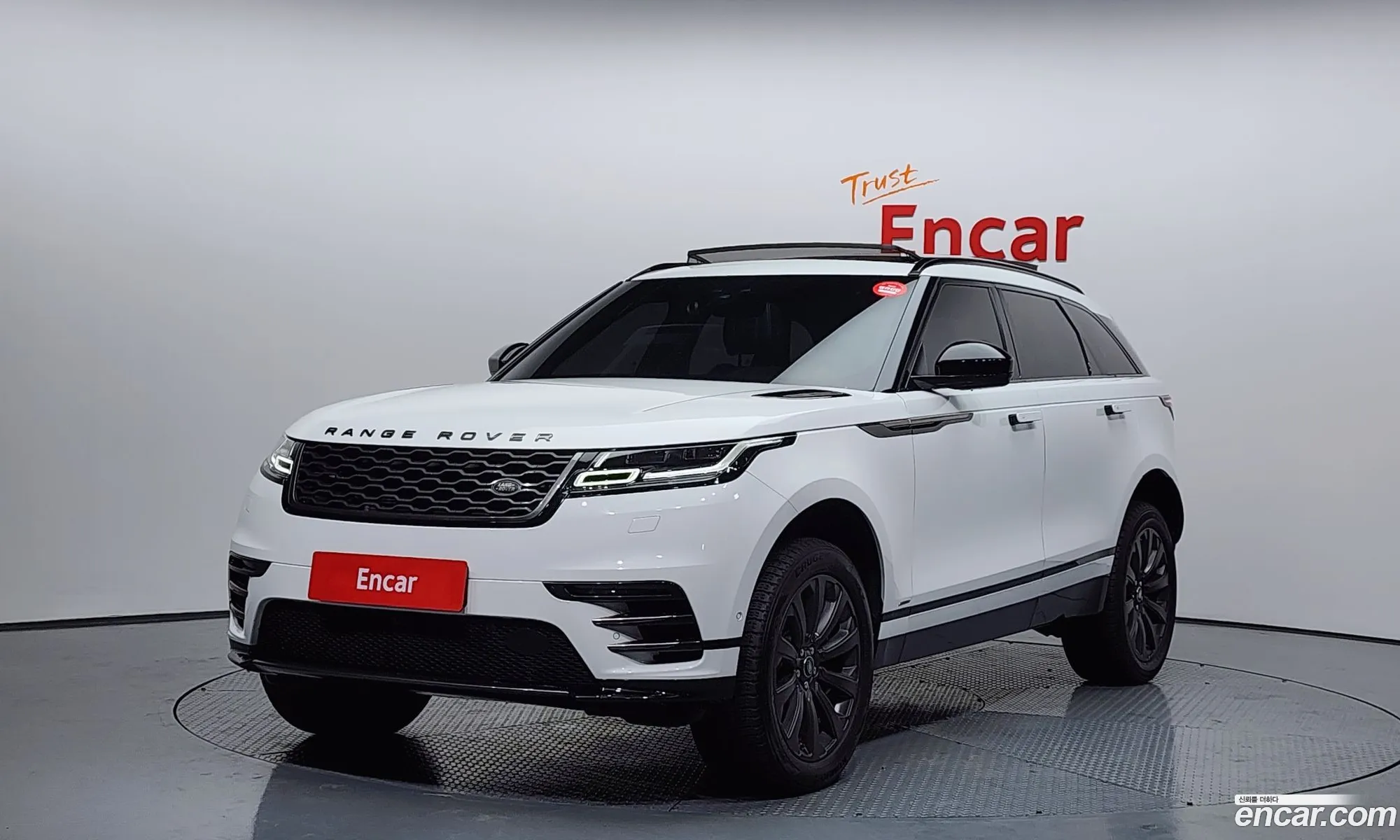 Land Rover Range Rover Velar 2019 — 15