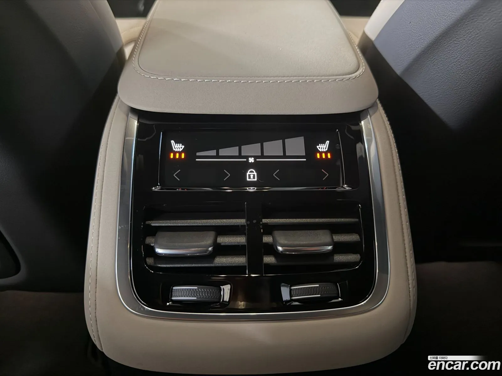 Volvo XC90 2025 — 5