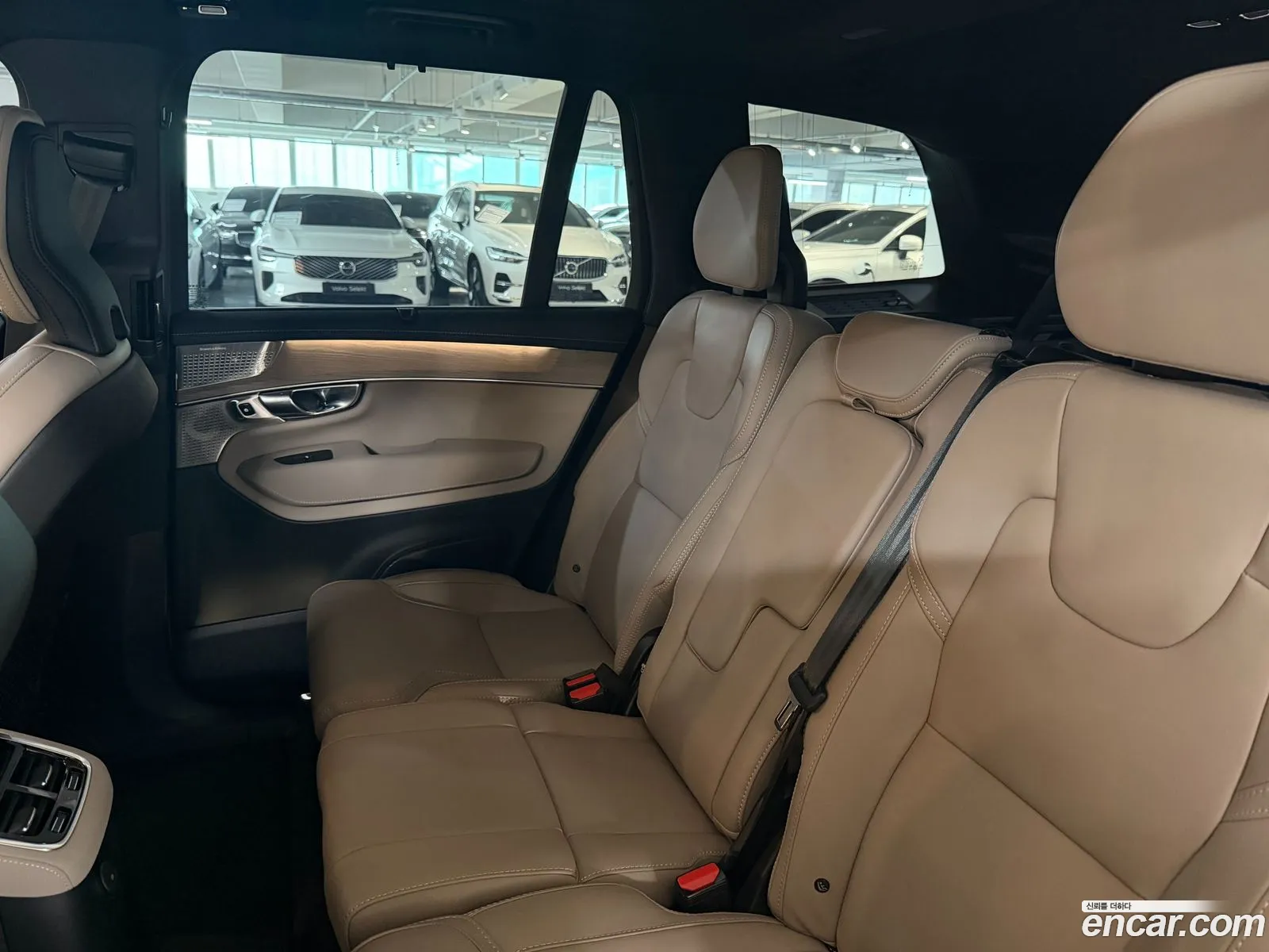 Volvo XC90 2025 — 7
