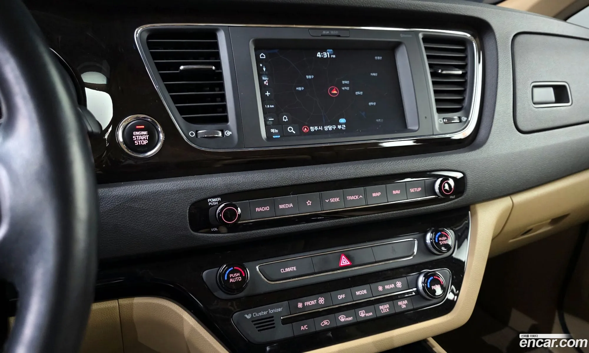 Kia Carnival 2019 — 10
