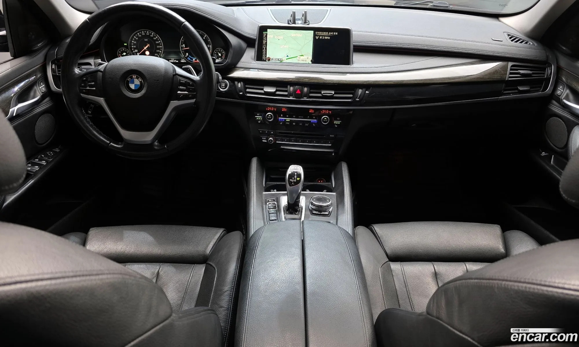 BMW X6 2015 — 16