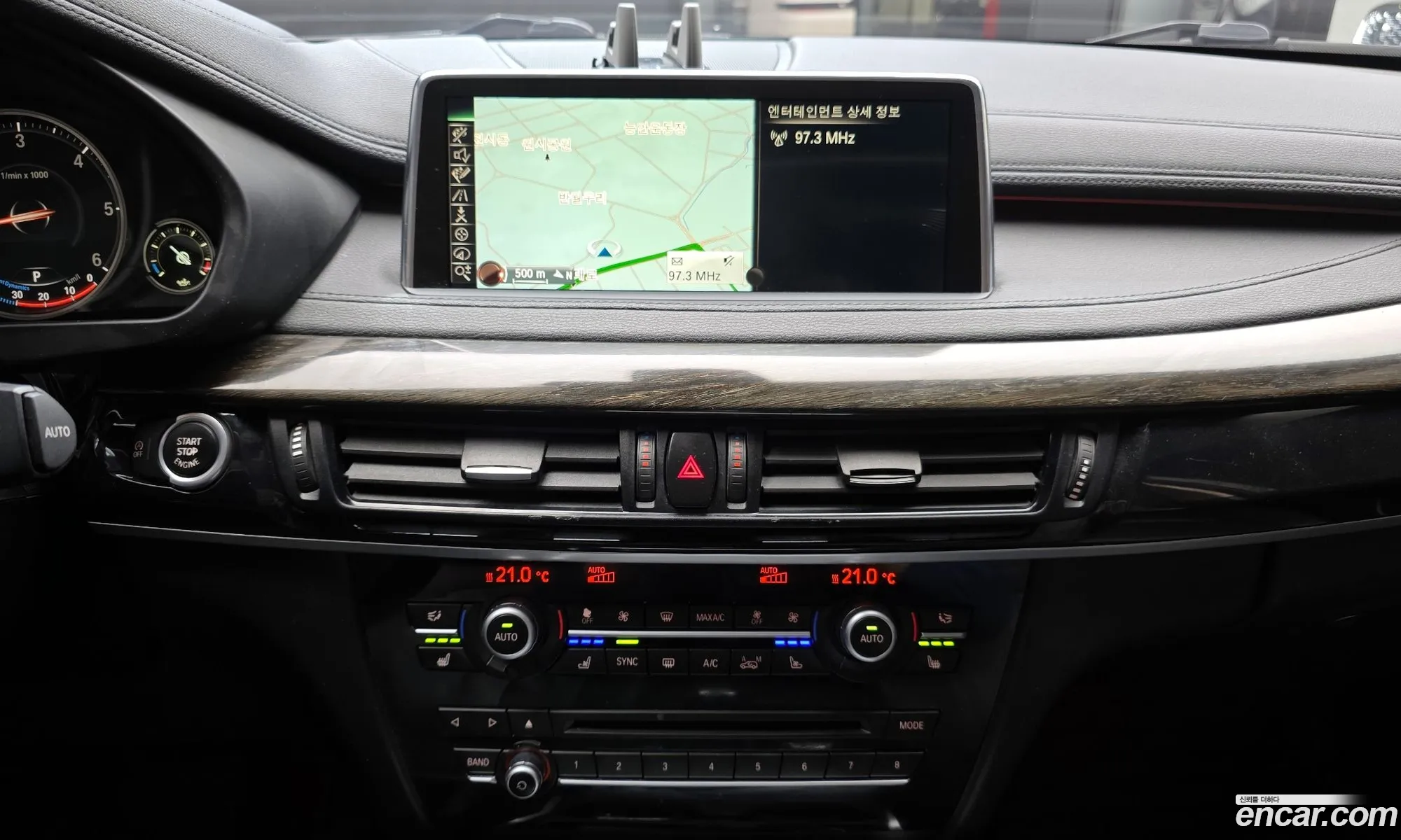 BMW X6 2015 — 7