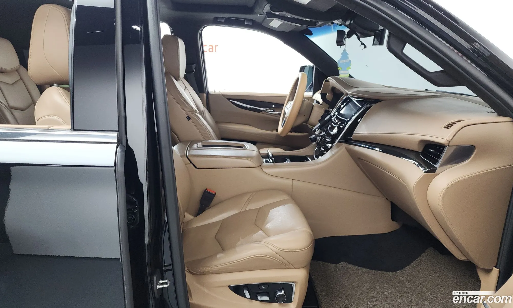 Cadillac Escalade 2018 1GYS4KKJ3KR116607 — 13