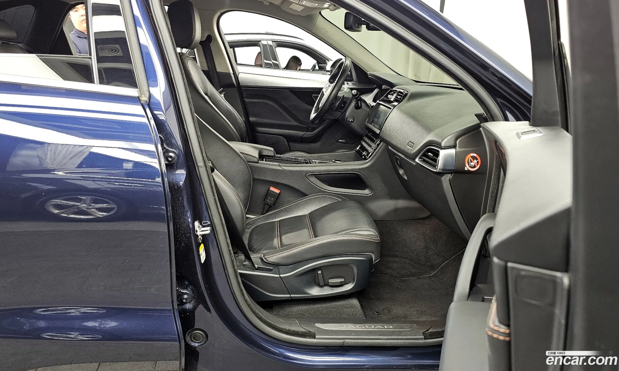 Jaguar F-Pace 2018 SADCA2BNXJA285448 — 19