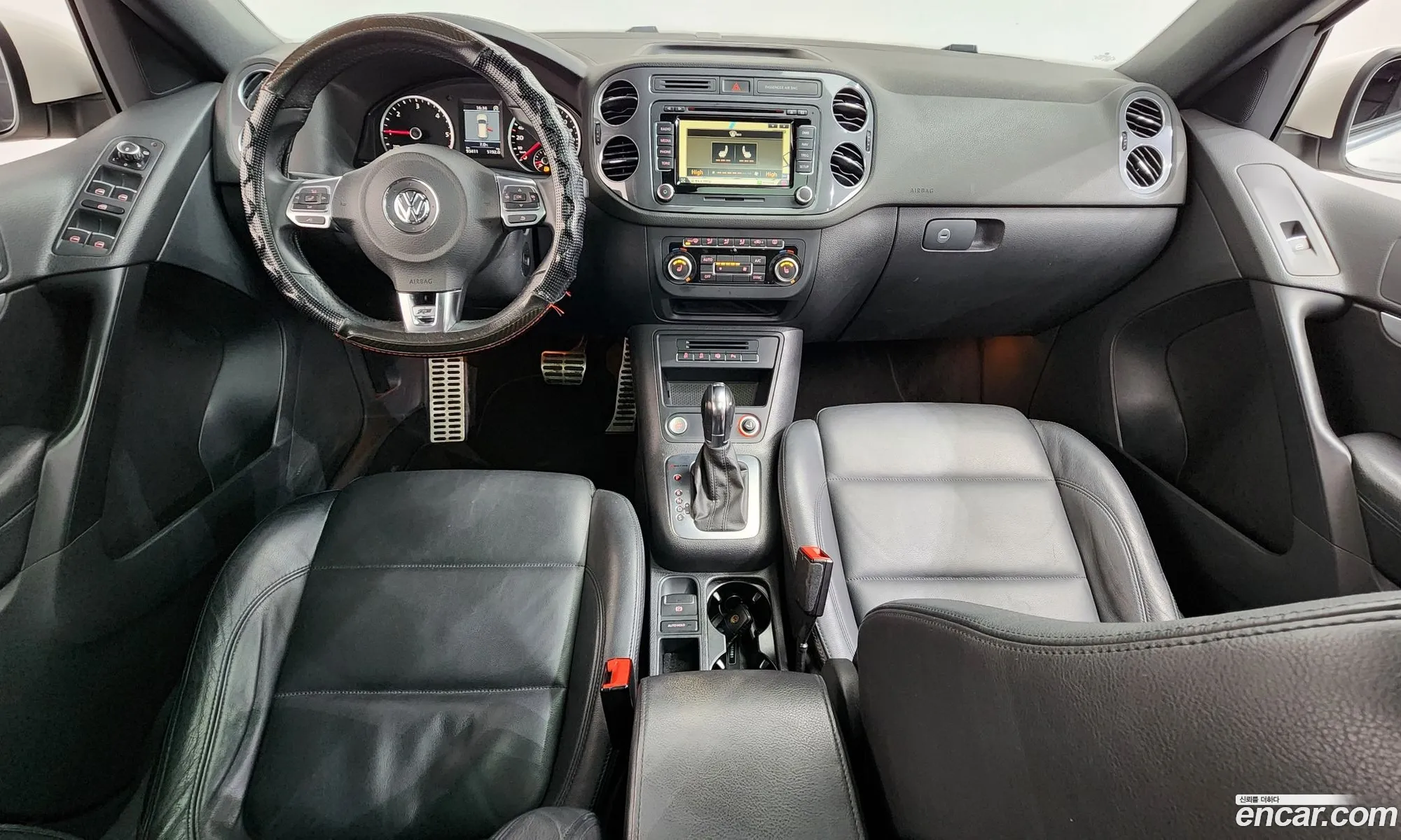 Volkswagen Tiguan 2013 — 10
