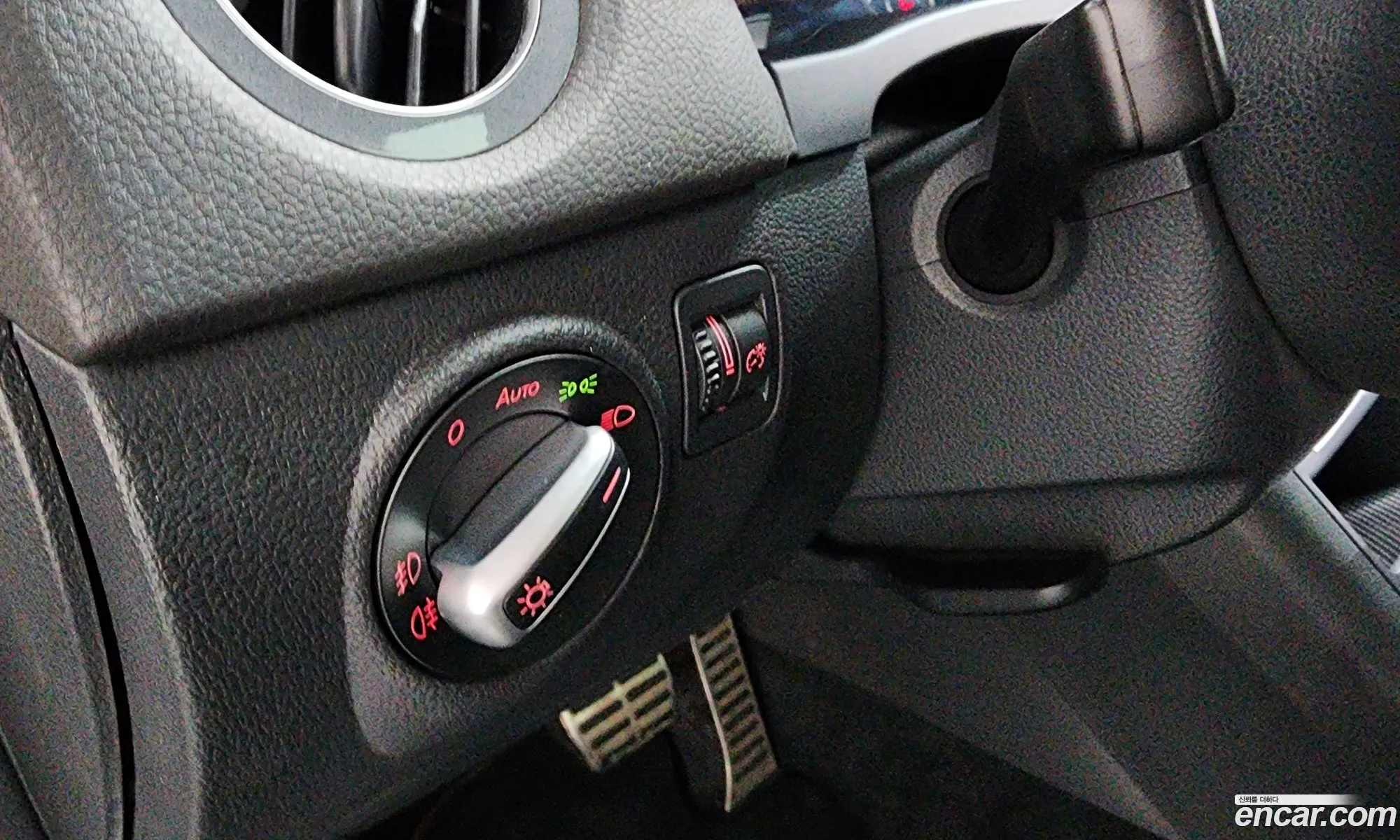 Volkswagen Tiguan 2013 — 11