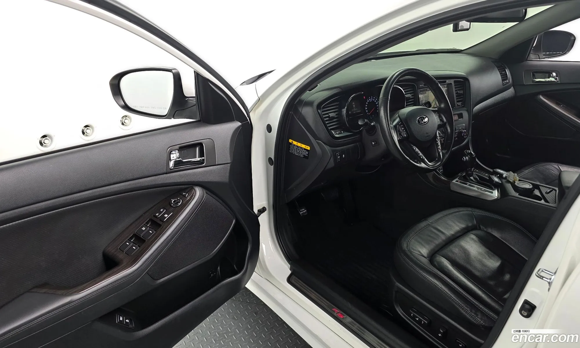 Kia K5 2012 — 18