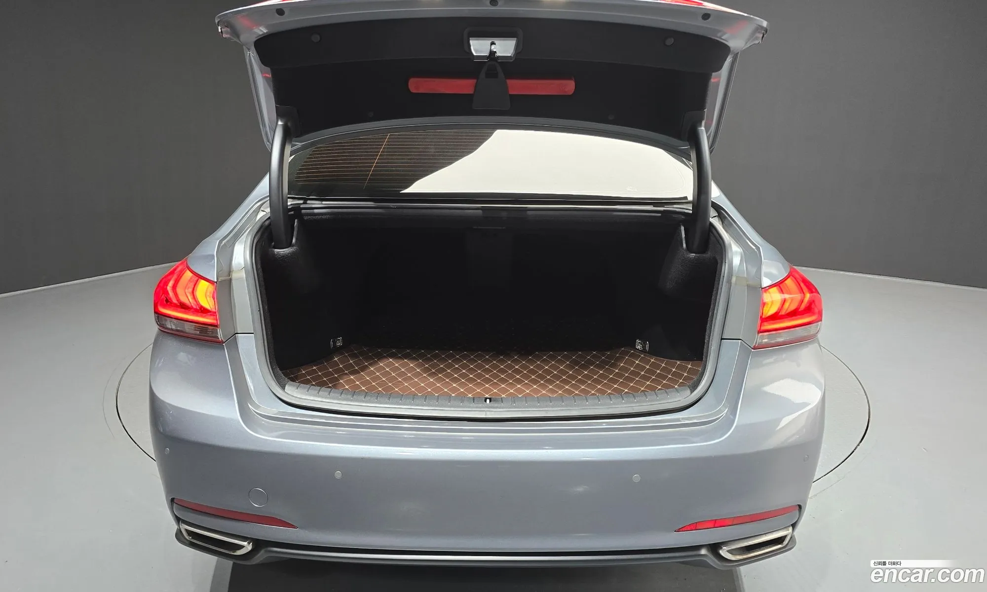 Hyundai Genesis DH 2015 — 9