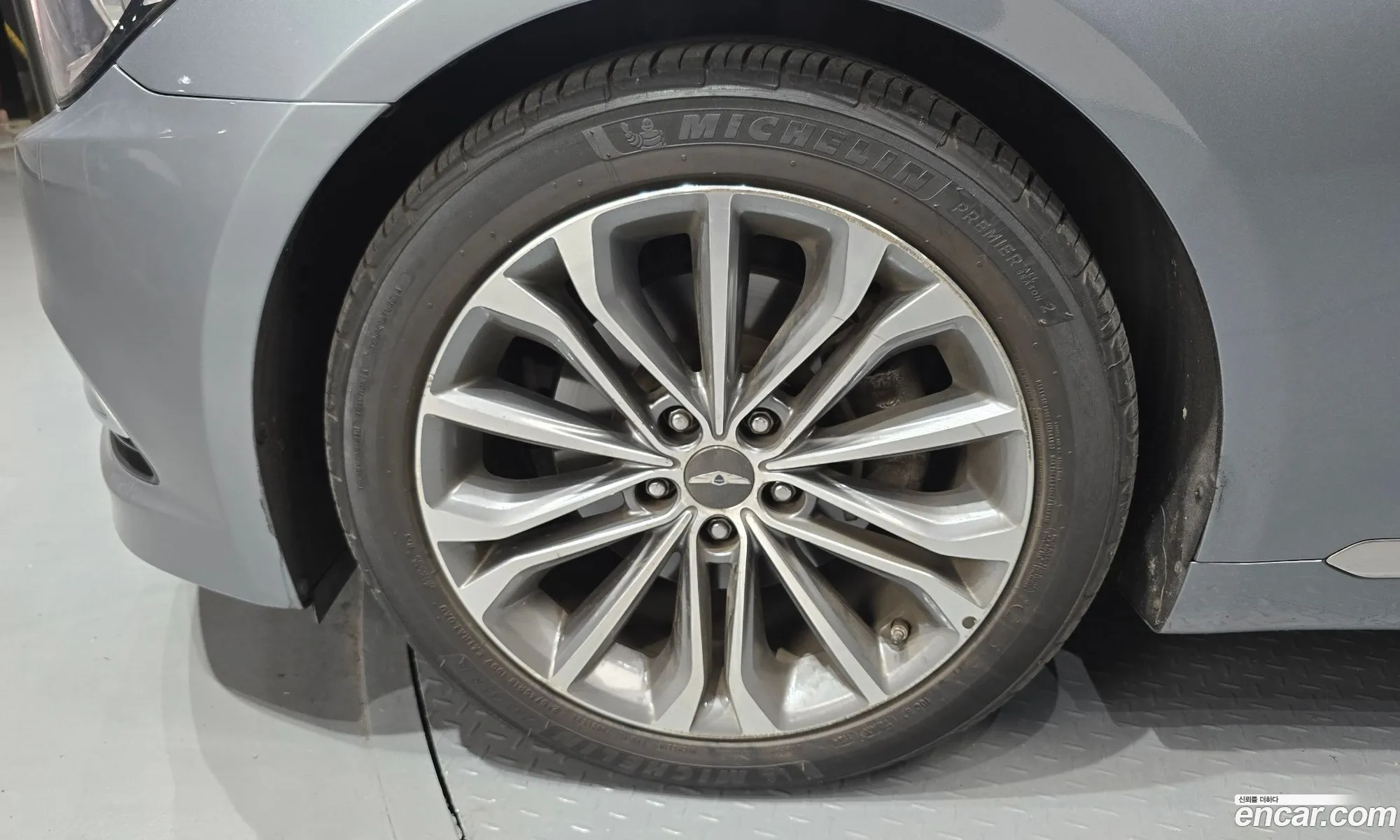 Hyundai Genesis DH 2015 — 11