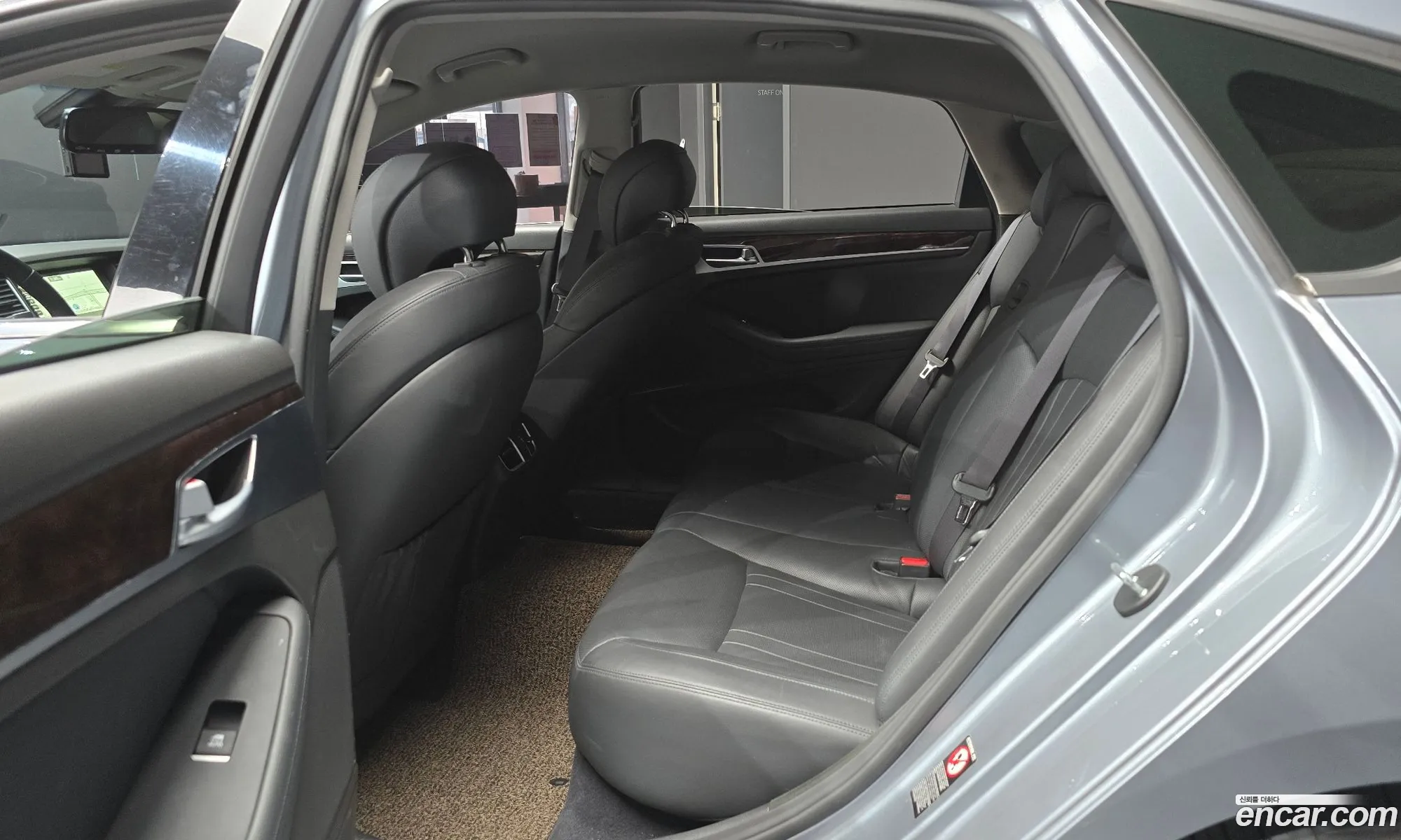 Hyundai Genesis DH 2015 — 15