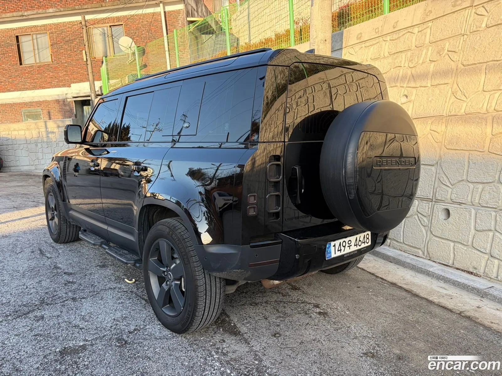 Land Rover Defender 2023 — 9