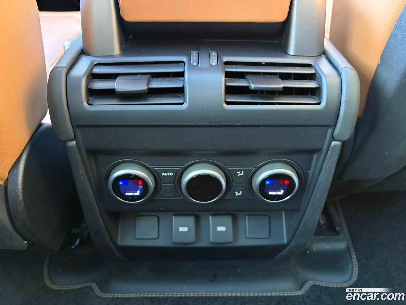 Land Rover Defender 2023 — 15