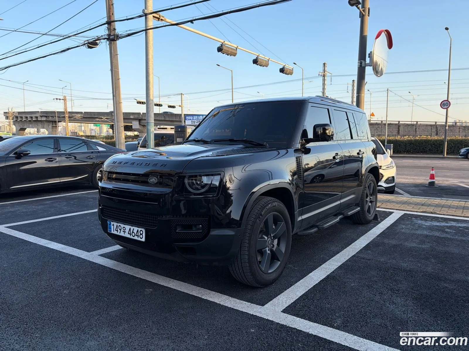 Land Rover Defender 2023 — 3