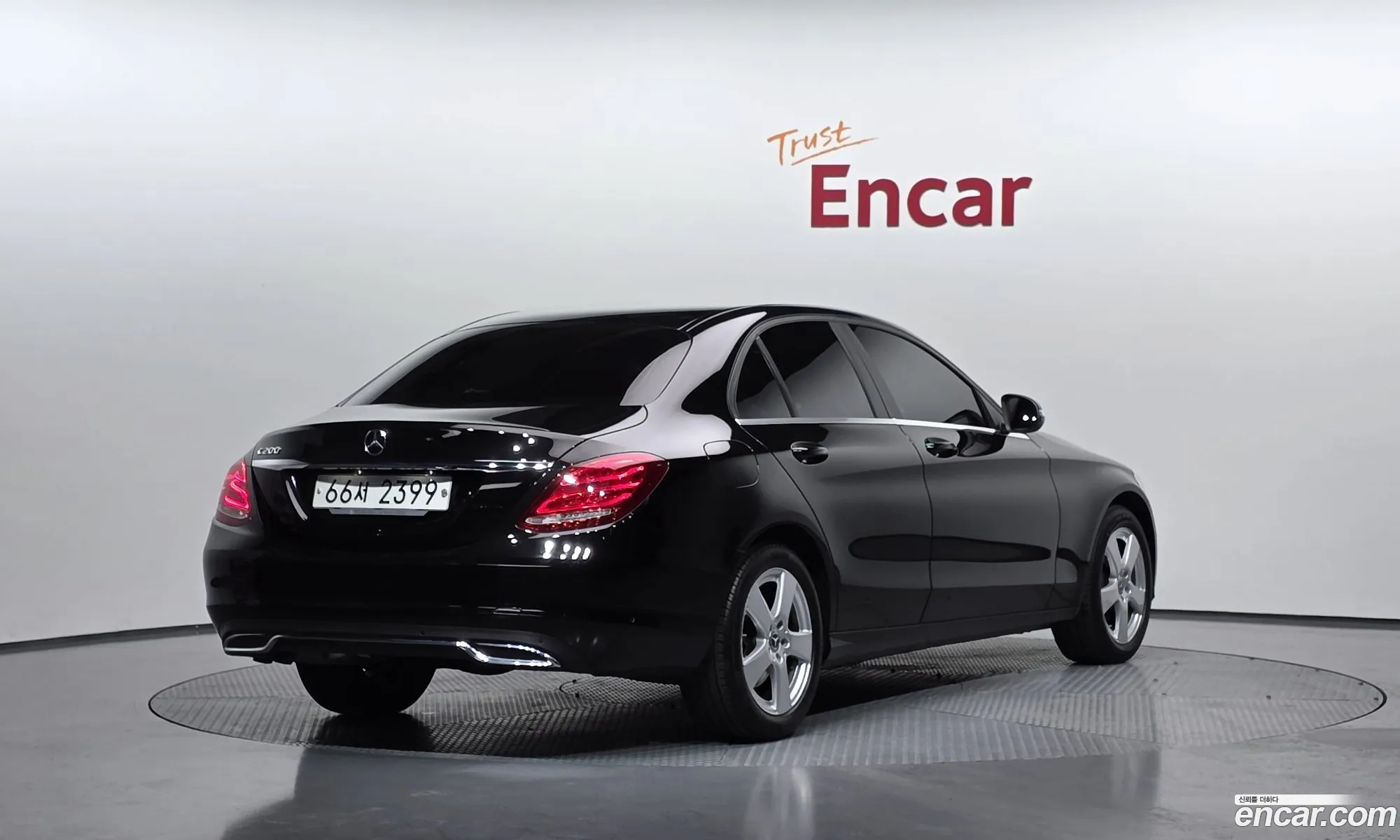 Mercedes-Benz C-Class W205 2018 — 3