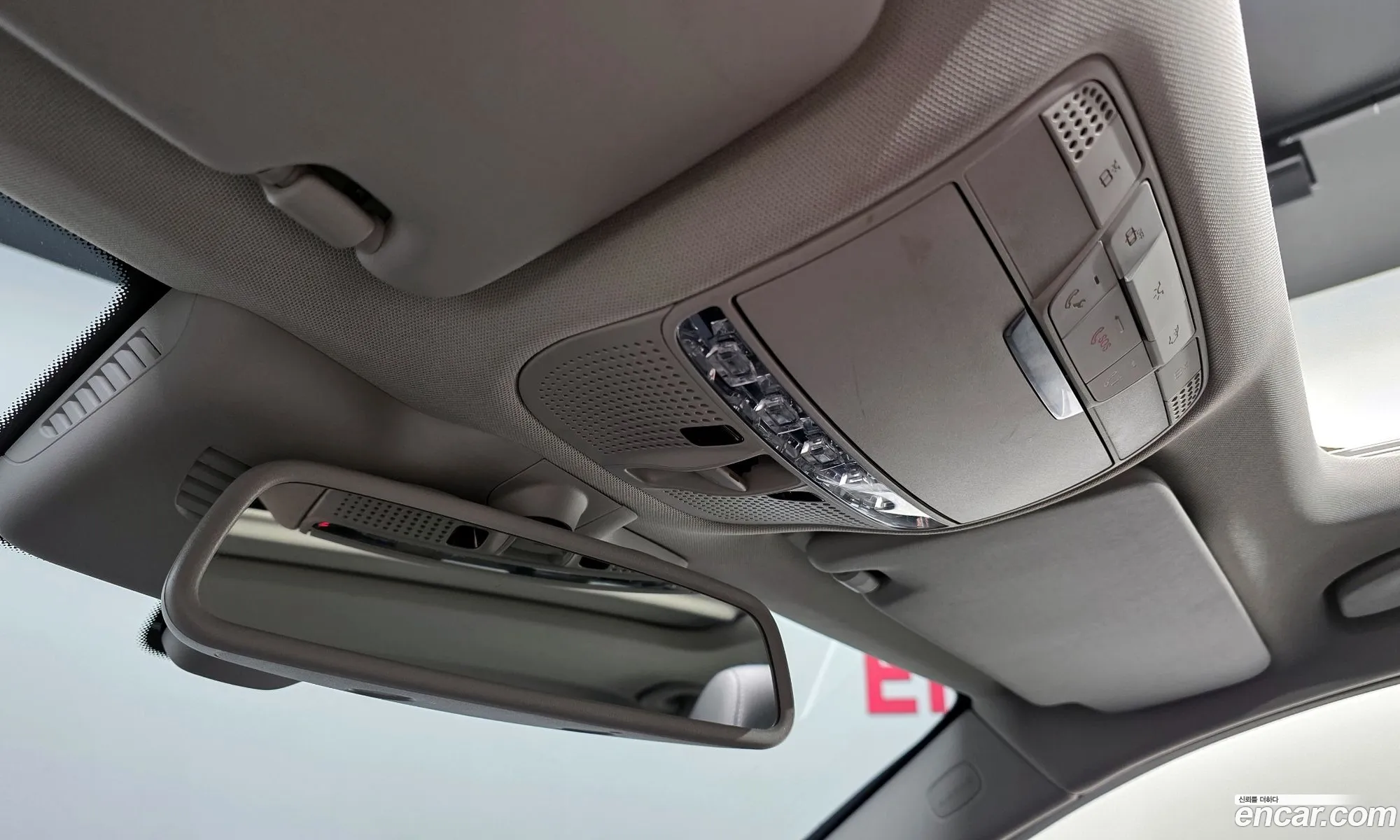 Mercedes-Benz C-Class W205 2018 — 2