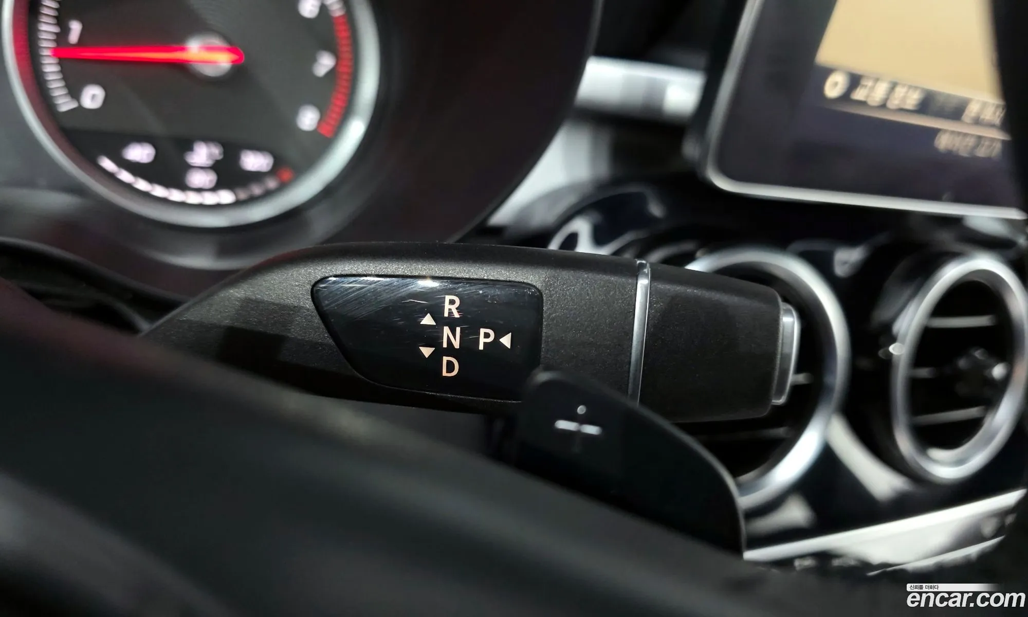 Mercedes-Benz C-Class W205 2018 — 16