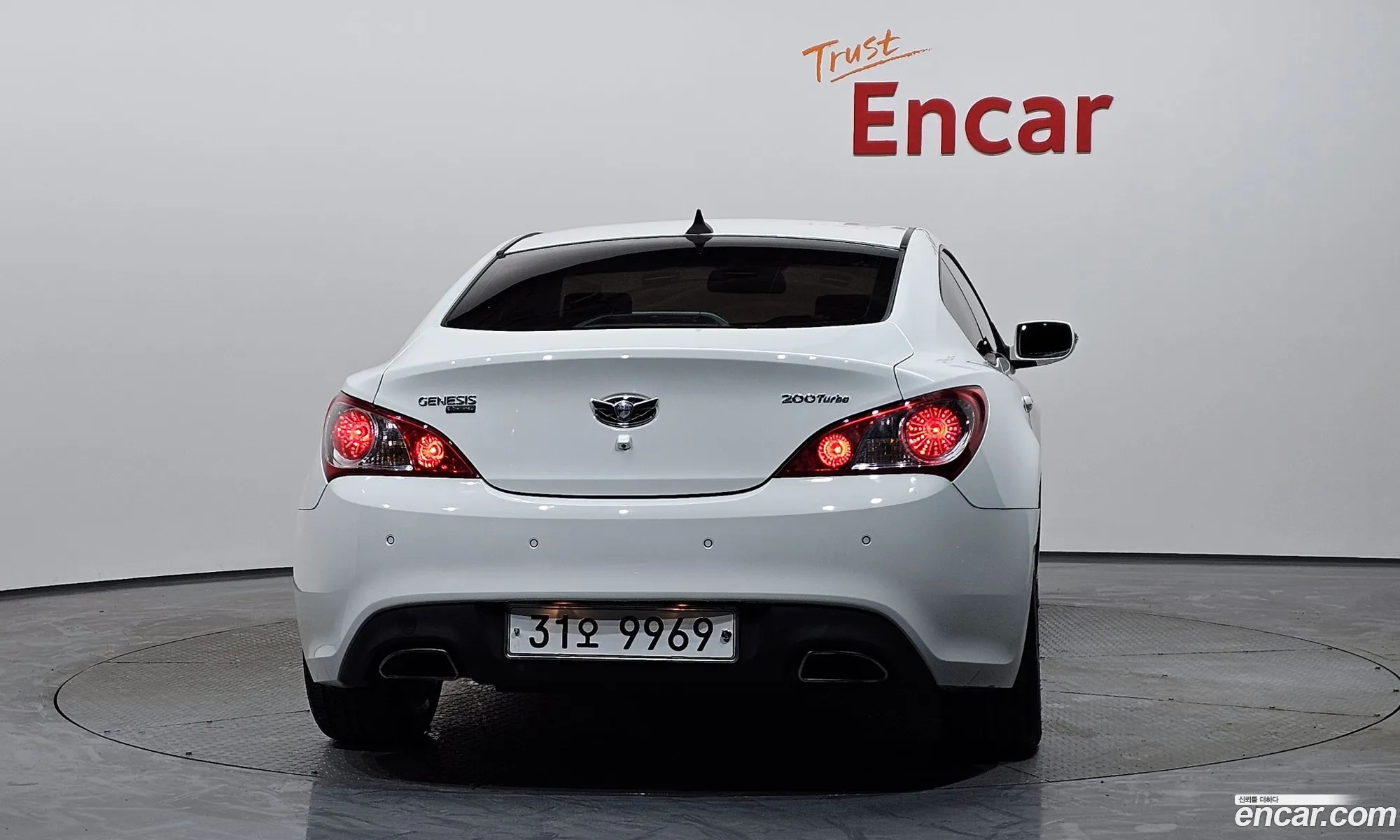 Hyundai Genesis Coupe 2010 — 4