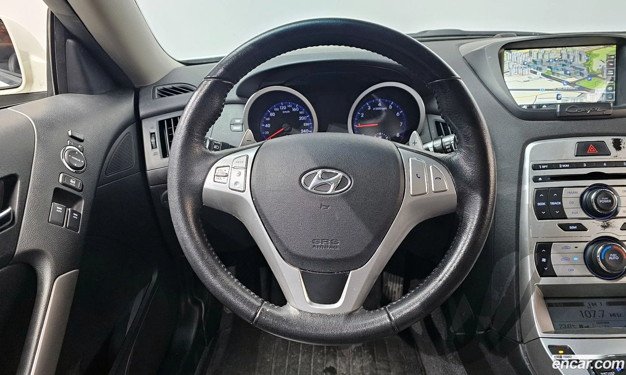 Hyundai Genesis Coupe 2010 — 11