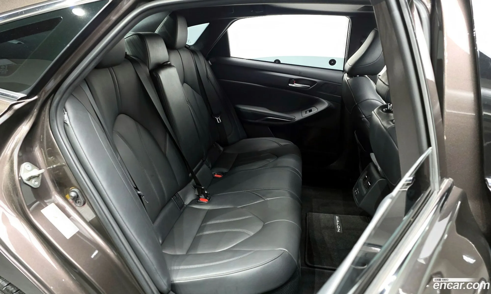 Toyota Avalon 2019 — 14