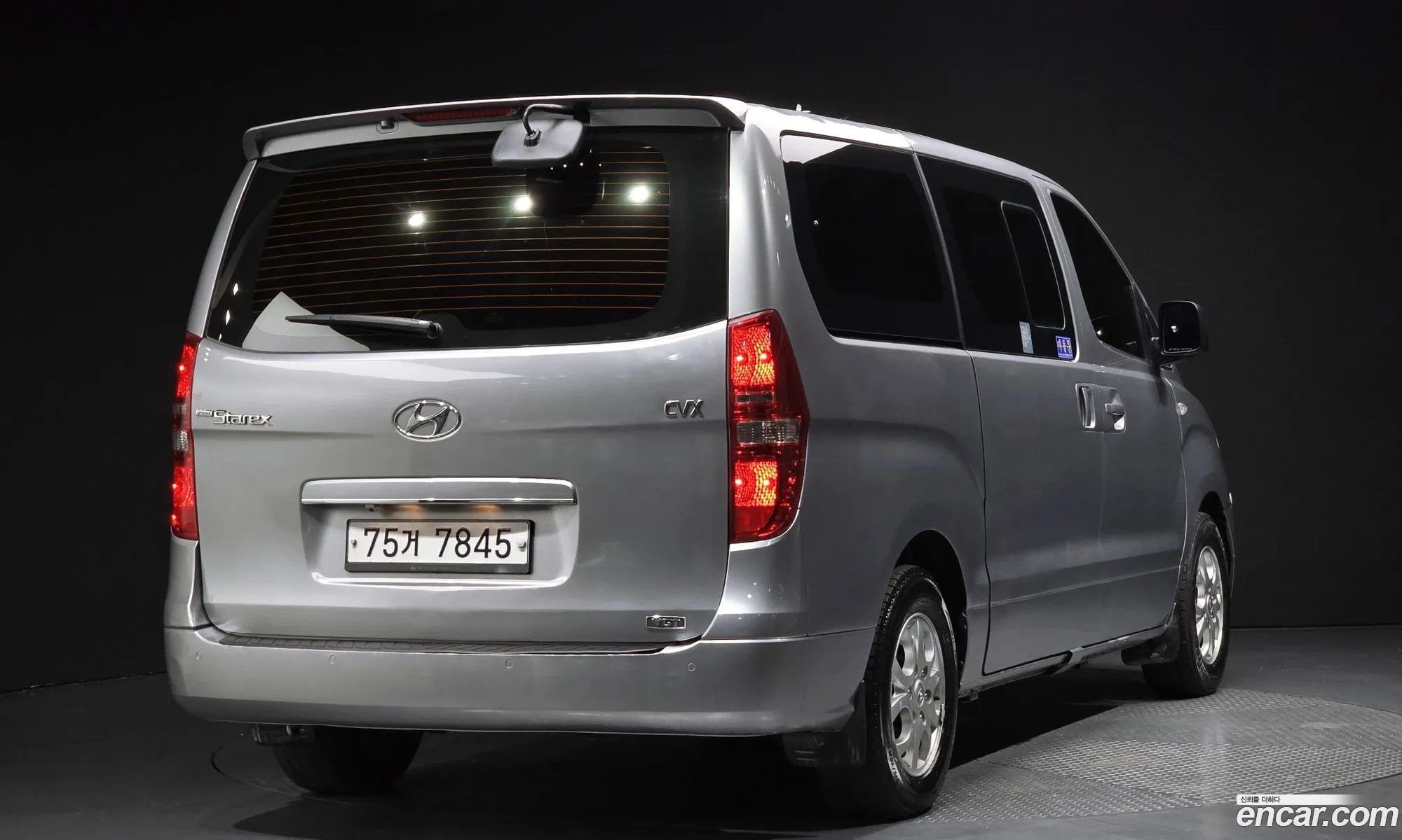 Hyundai Grand Starex 2012 — 5