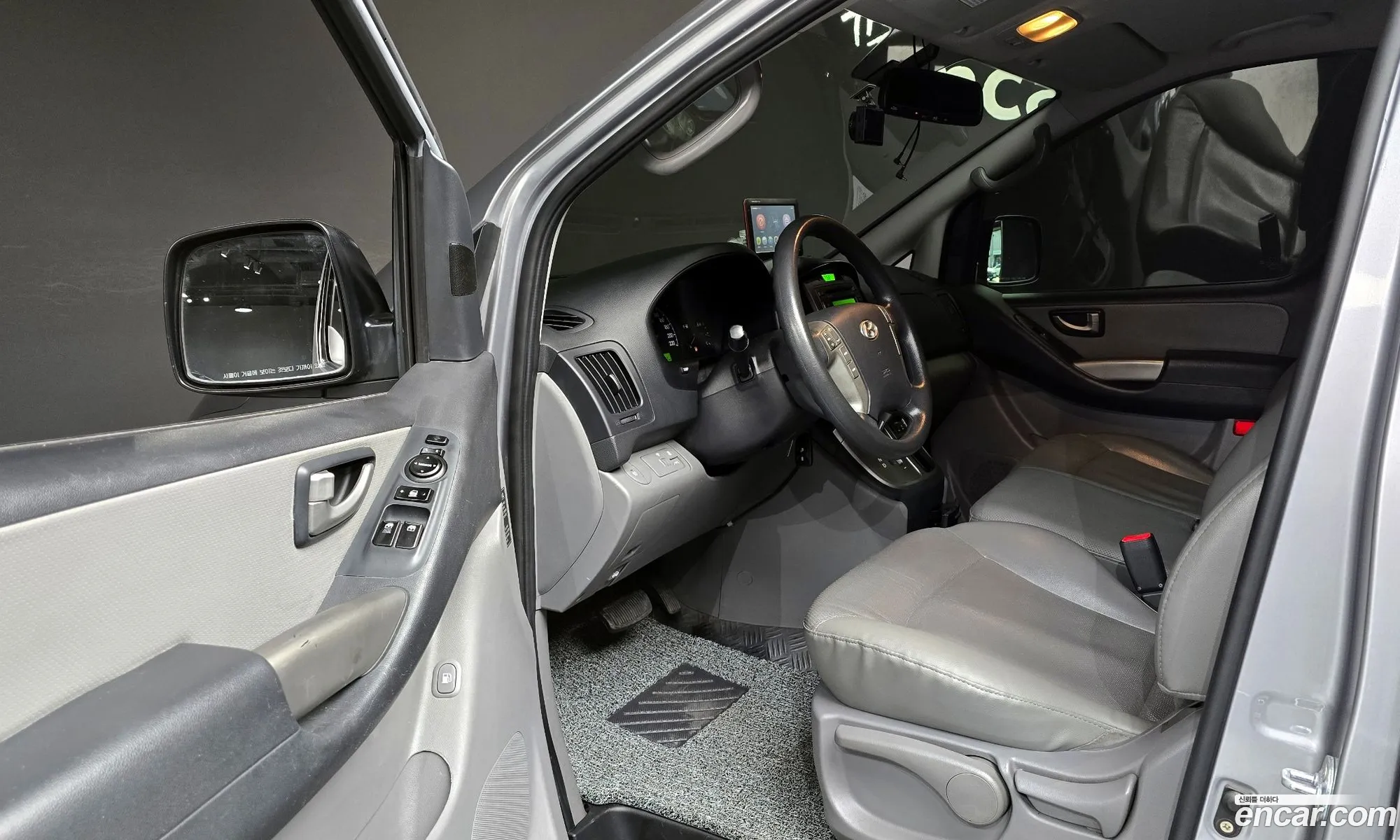 Hyundai Grand Starex 2012 — 10