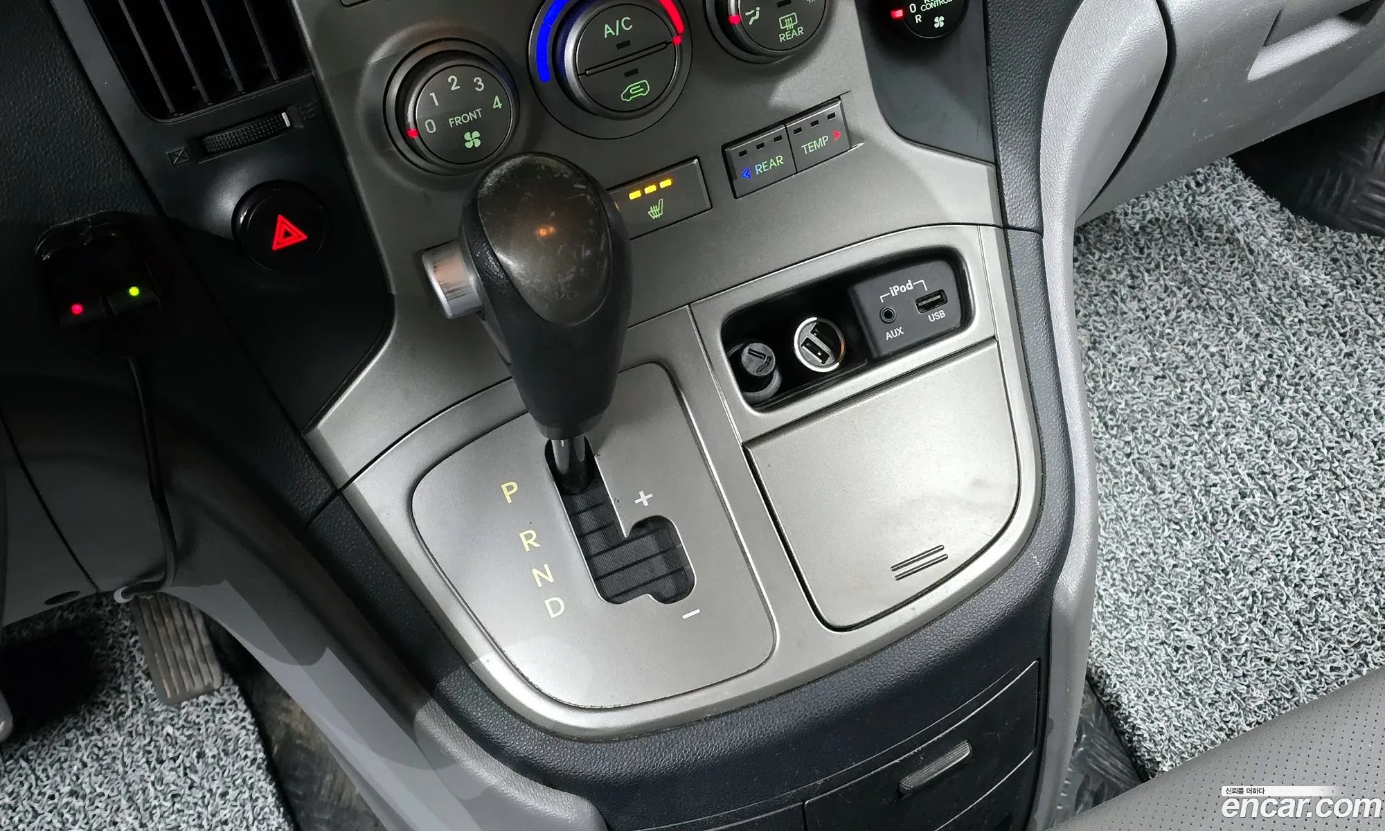 Hyundai Grand Starex 2012 — 3