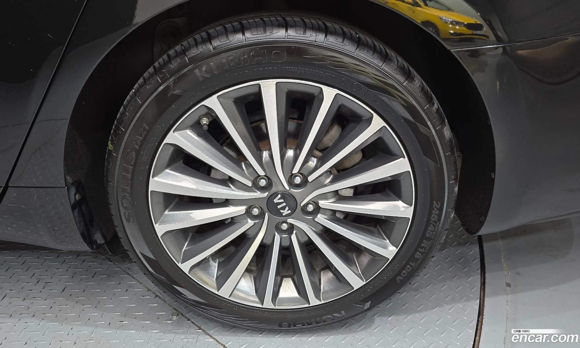Kia K7 2018 — 20